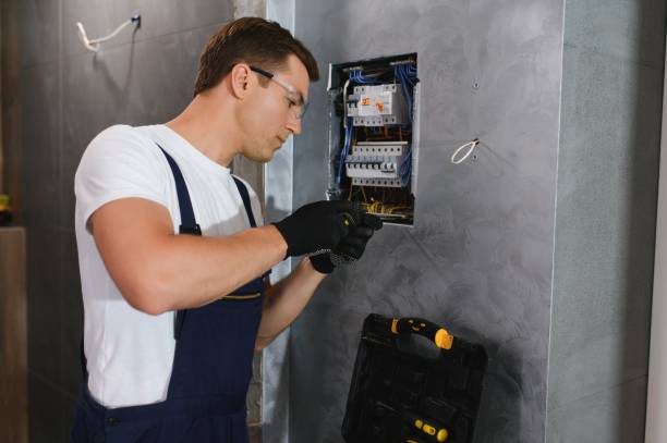 Best Affordable Electrician  in Doniphan, MO