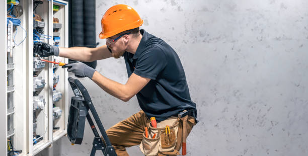 Best Circuit Breaker Repair  in Doniphan, MO